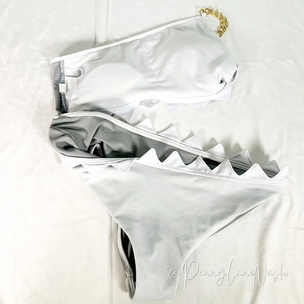 Shein Girls Shark Bite One Piece Swimsuit with Chain Strap - Picture 8 of 8